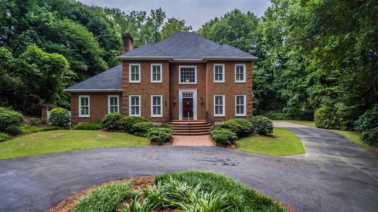 Property Photo:  110 Williamsburg Drive  SC 29302 