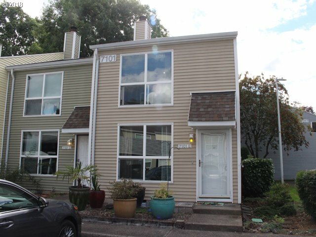 Property Photo:  7101 NE 43rd St 14E  WA 98661 