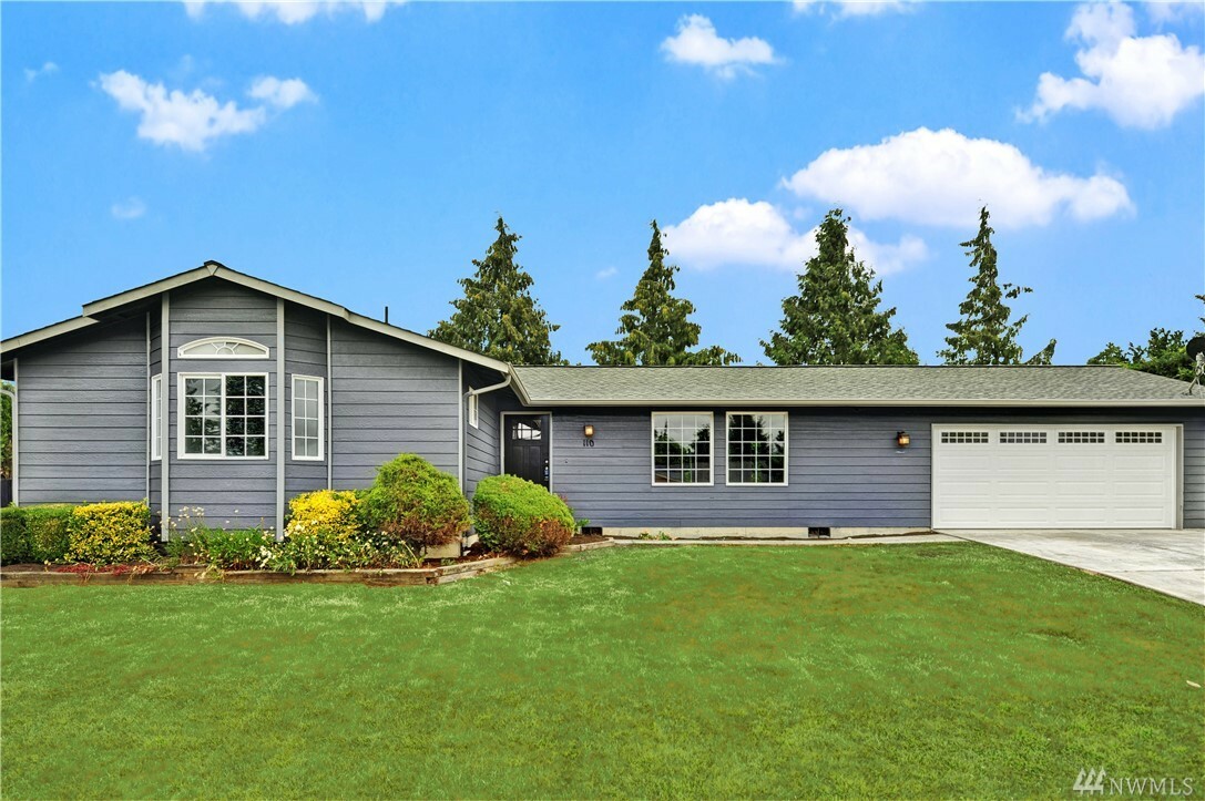 Property Photo:  110 S 27th Street  WA 98274 