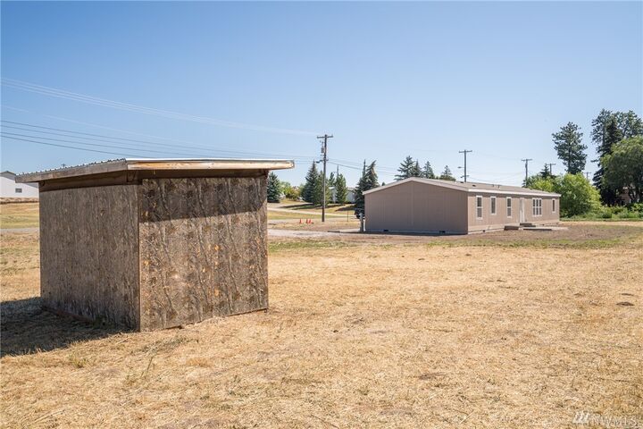 Property Photo:  214 E Third Street  WA 98858 