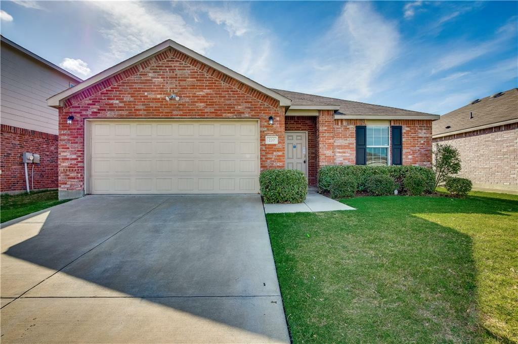 Property Photo:  220 Citrus Drive  TX 75189 