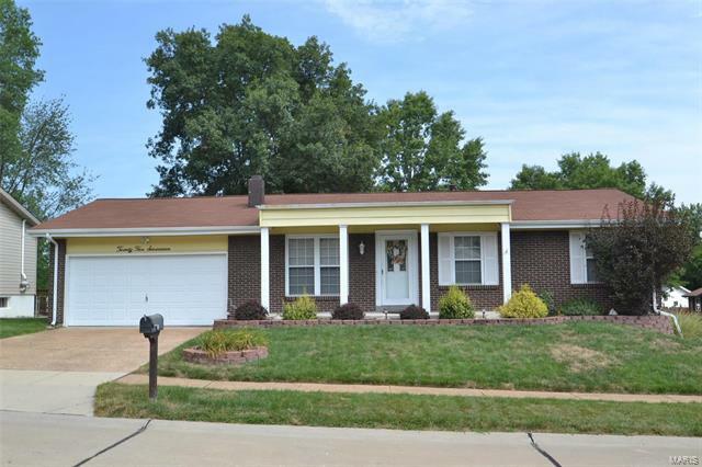Property Photo: 2517 Guebert Road 63026