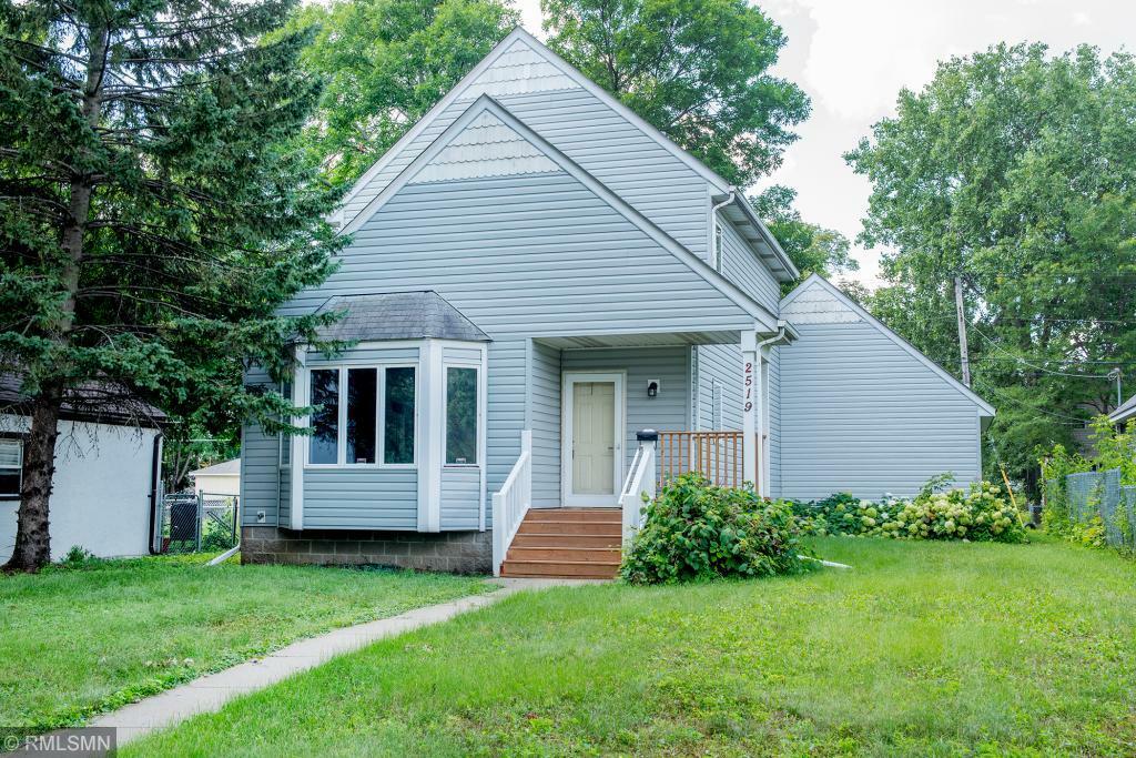 Property Photo:  2519 Emerson Avenue N  MN 55411 