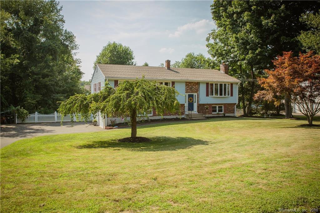 Property Photo:  138 North Hill Road  CT 06473 