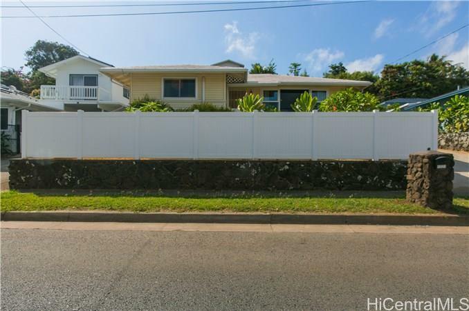 Property Photo:  1221 Keolu Drive  HI 96734 