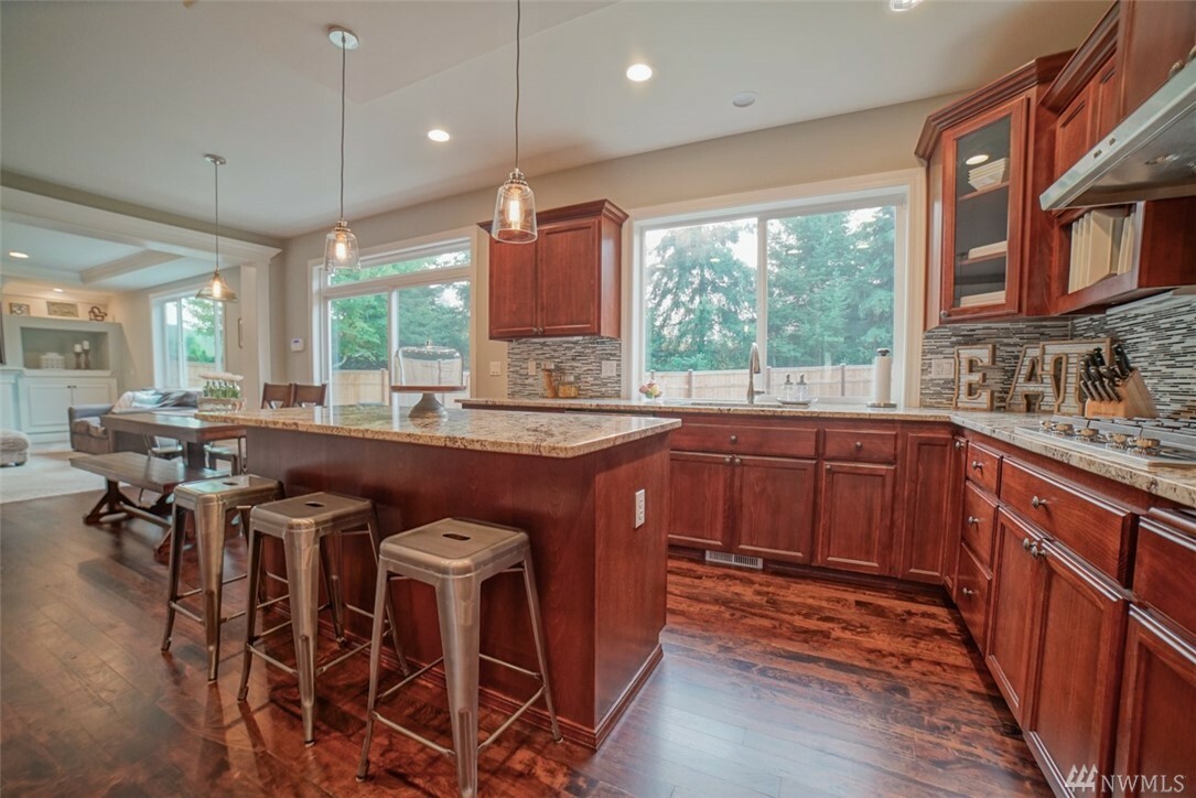 Property Photo: 3009 22nd St Pl SW WA 98373