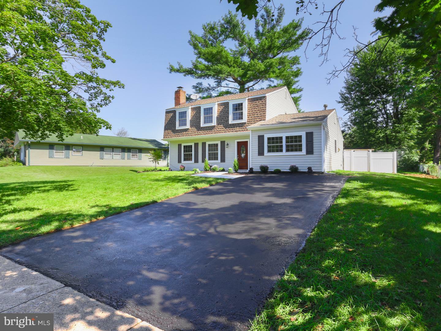 Property Photo:  46 Twin Hill Drive  NJ 08046 