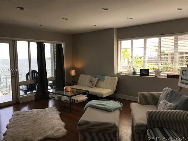 Property Photo:  7805 NE Bayshore Ct 4  FL 33138 
