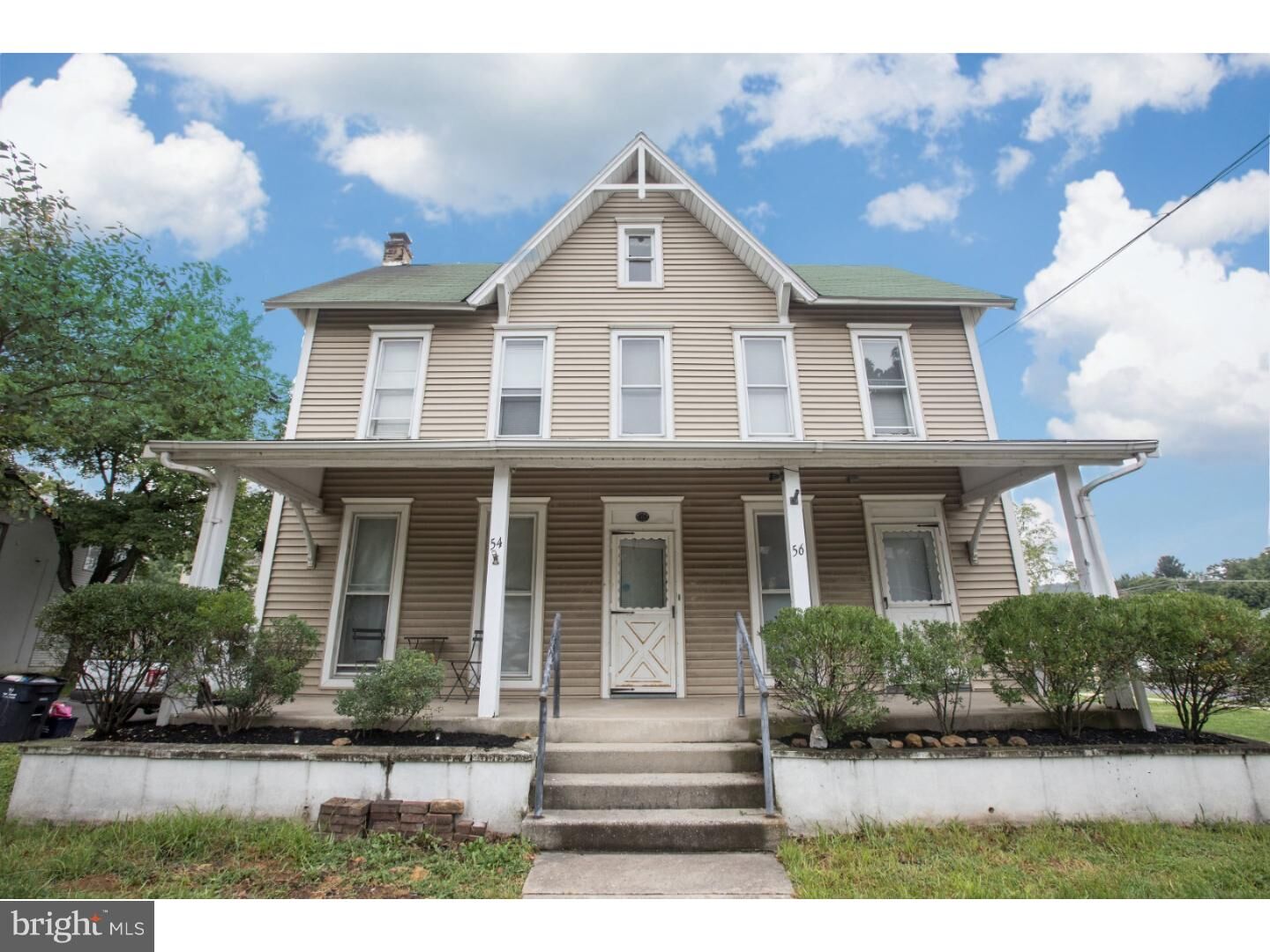 Property Photo:  54 E Main Street  PA 19520 