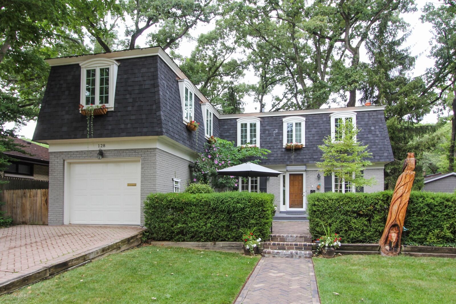 Property Photo: 128 Woodland Road IL 60044
