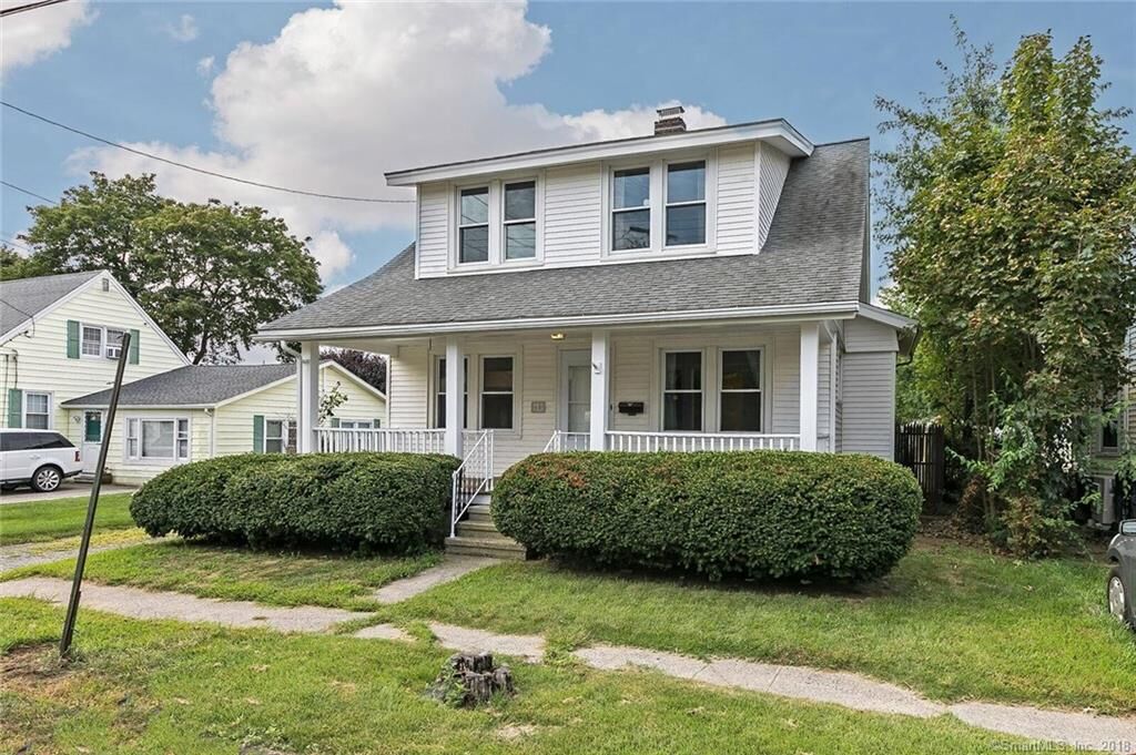 Property Photo:  60 Riverview Place  CT 06615 