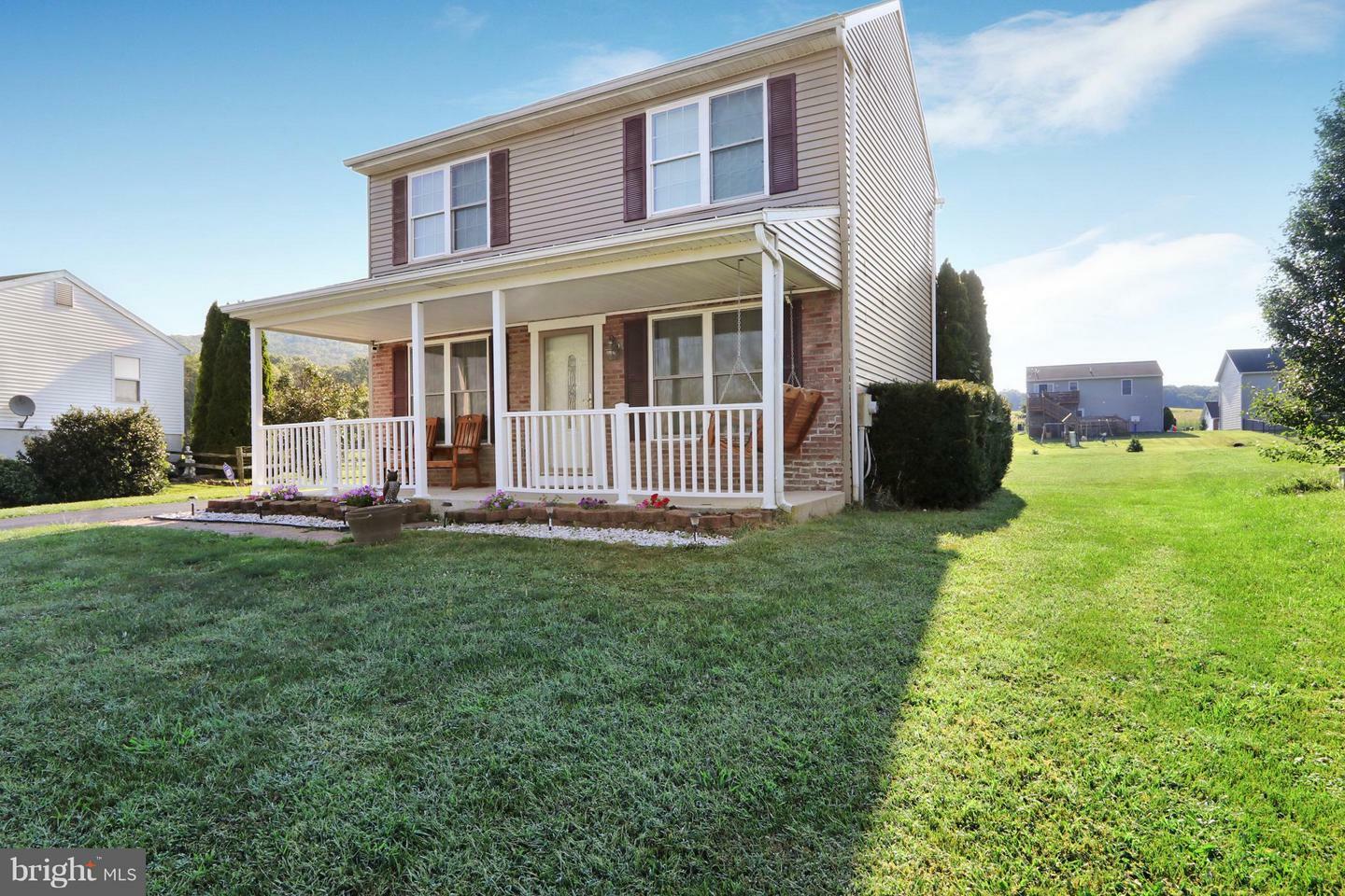 Property Photo: 3772 Mountain Shadow Drive PA 17222