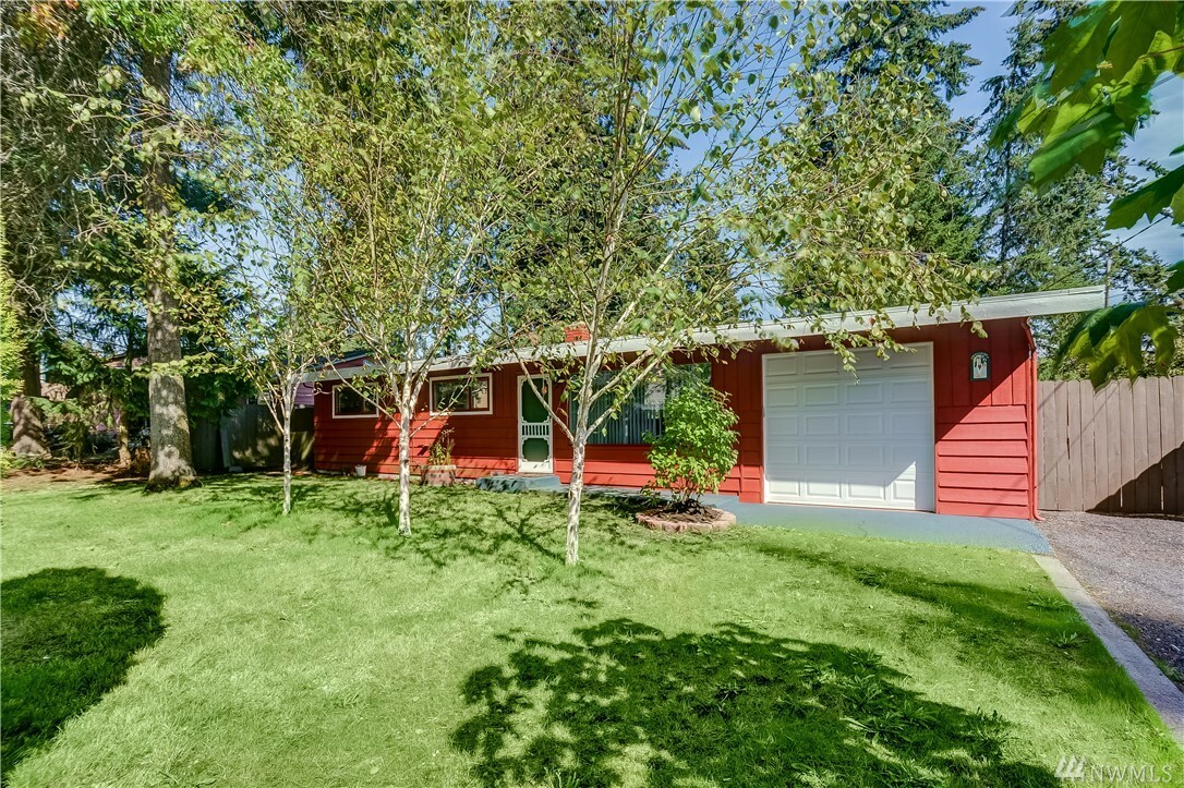 Property Photo:  26636 167th Place SE  WA 98042 