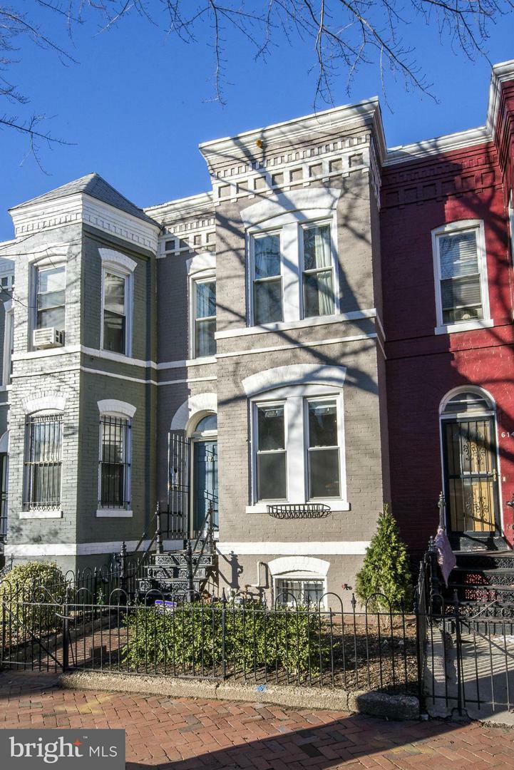 Property Photo:  612 L Street NE  DC 20002 