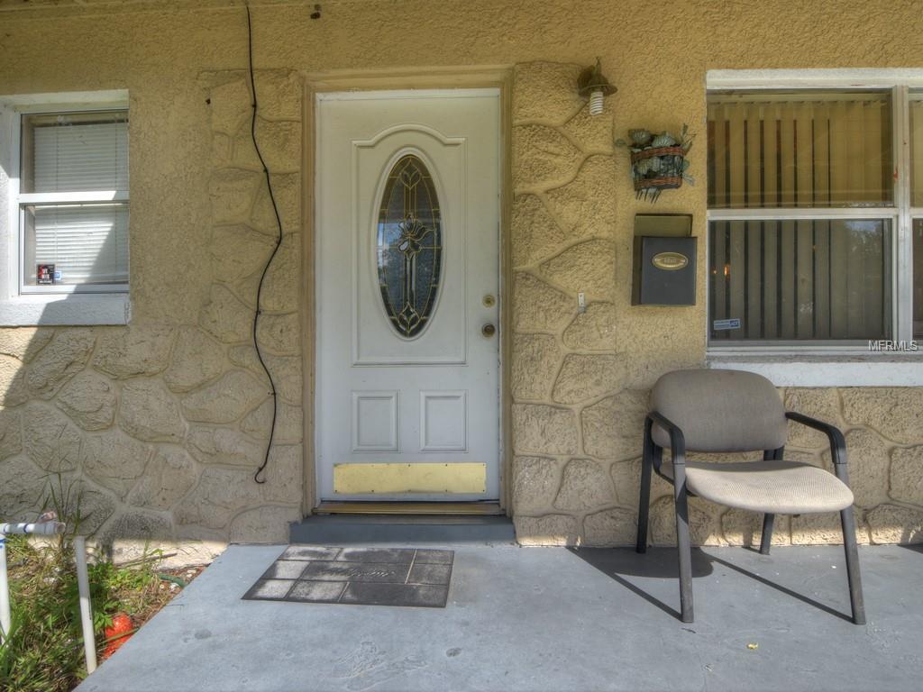 Property Photo: 1528 Hernandes Court FL 32808