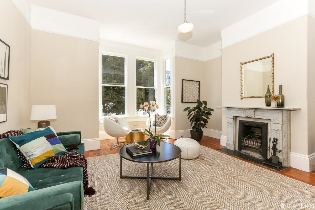 Property Photo:  3090 Market Street  CA 94114 