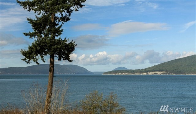 Property Photo:  1306 Mariners Place  WA 98221 