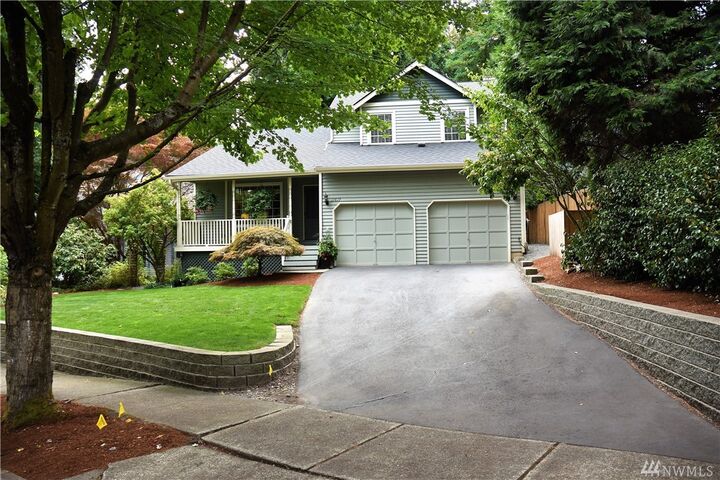 Property Photo:  11617 NE 95th St  WA 98033 