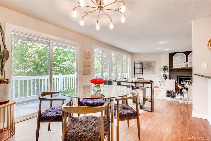 10505 SE Cliff Place A  Bellevue WA 98004 photo