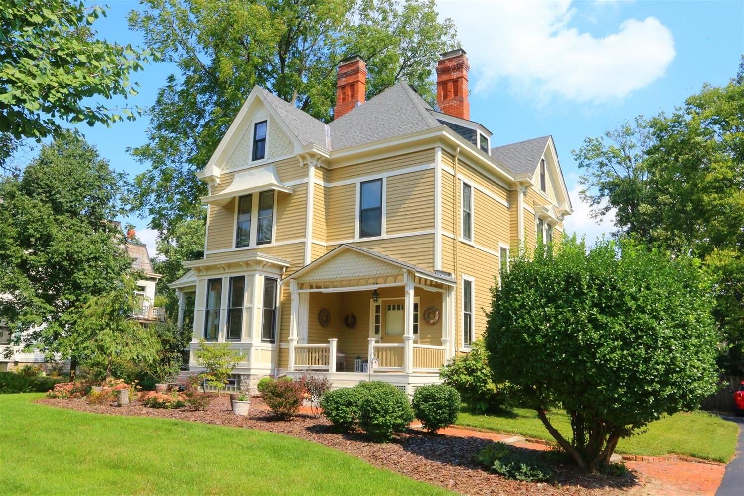 Property Photo: 312 Burns Avenue OH 45215