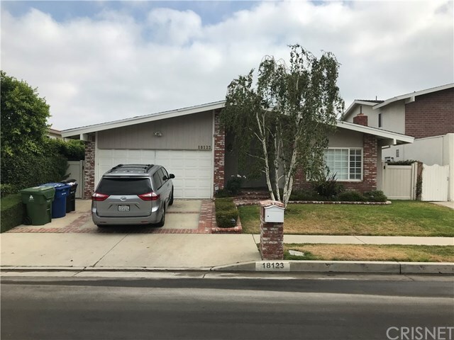 Property Photo: 18123 Bromley Street CA 91356