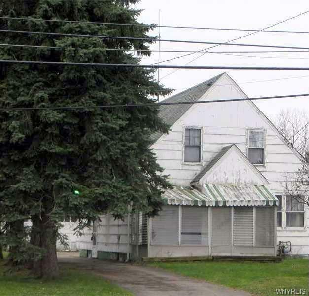 Property Photo:  1987 Ridge Road  NY 14224 