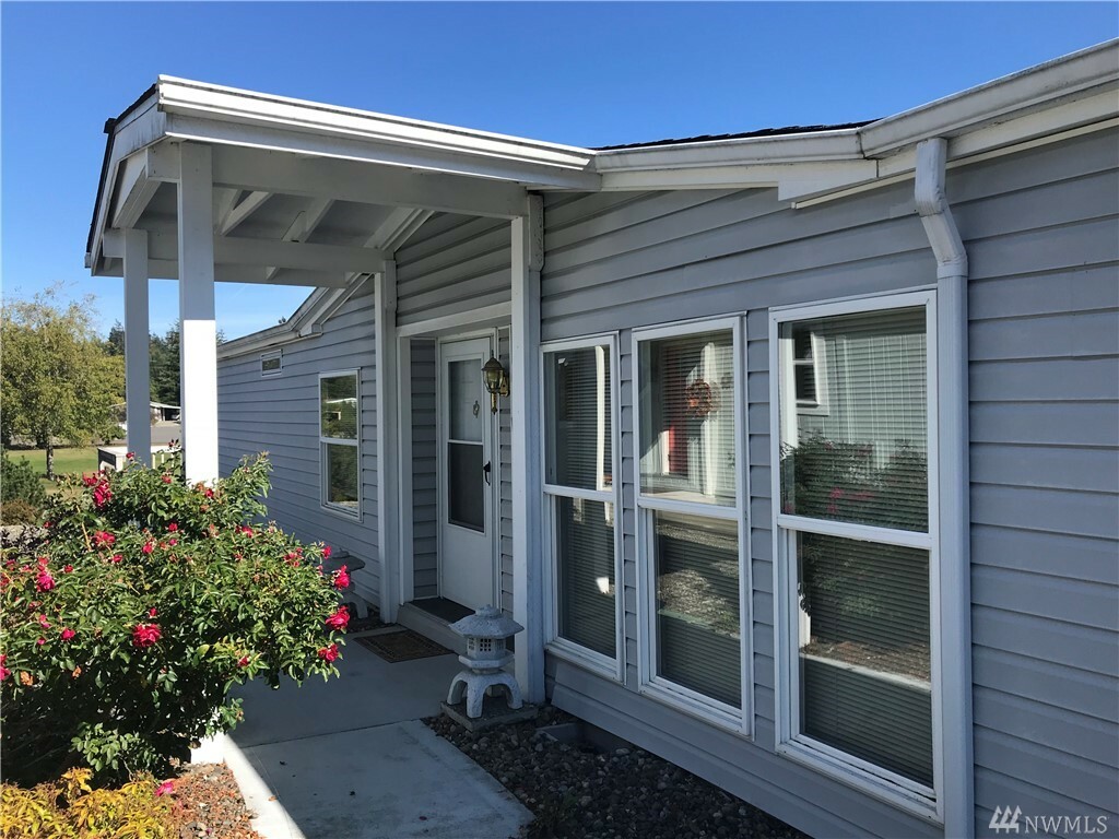 Property Photo: 512 NW Silver Glen Lane WA 98311