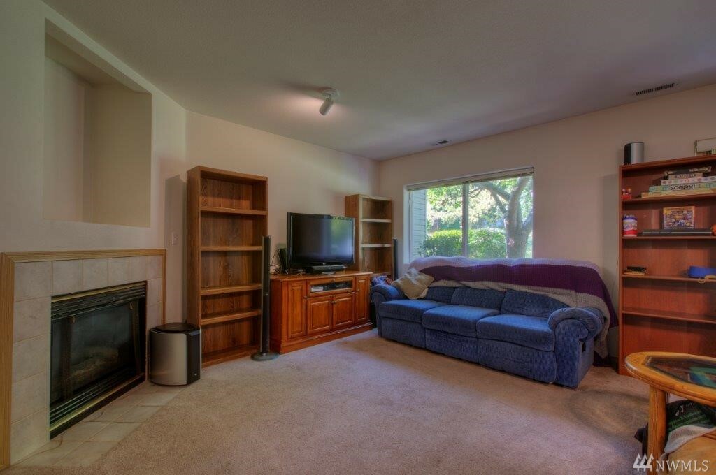 Property Photo:  2525 S 288th St 3  WA 98003 