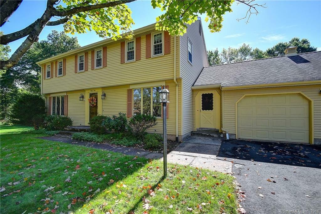 Property Photo: 44 Butternut Circle CT 06109