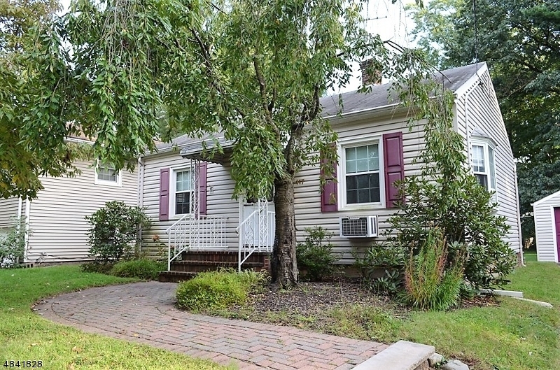 Property Photo:  417 Pemberton Ave  NJ 07060 