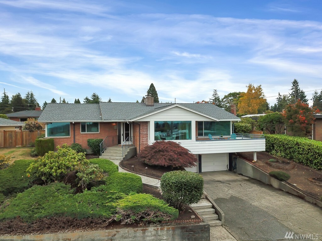 1309 Bridgeview Dr  Tacoma WA 98406 photo