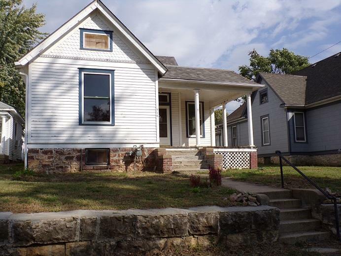 Property Photo:  516 Miami Street  KS 66048 