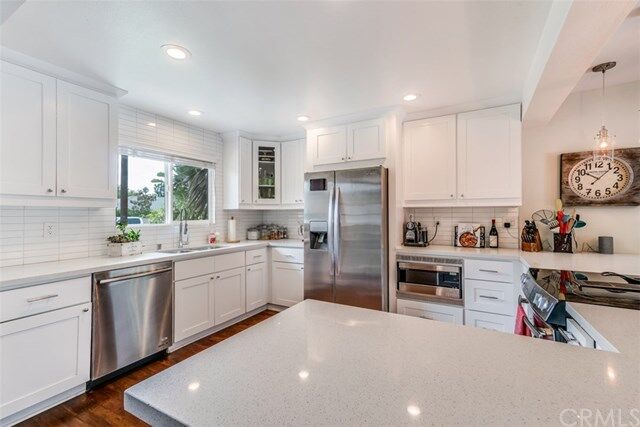 Property Photo: 267 Brentwood Place CA 92627