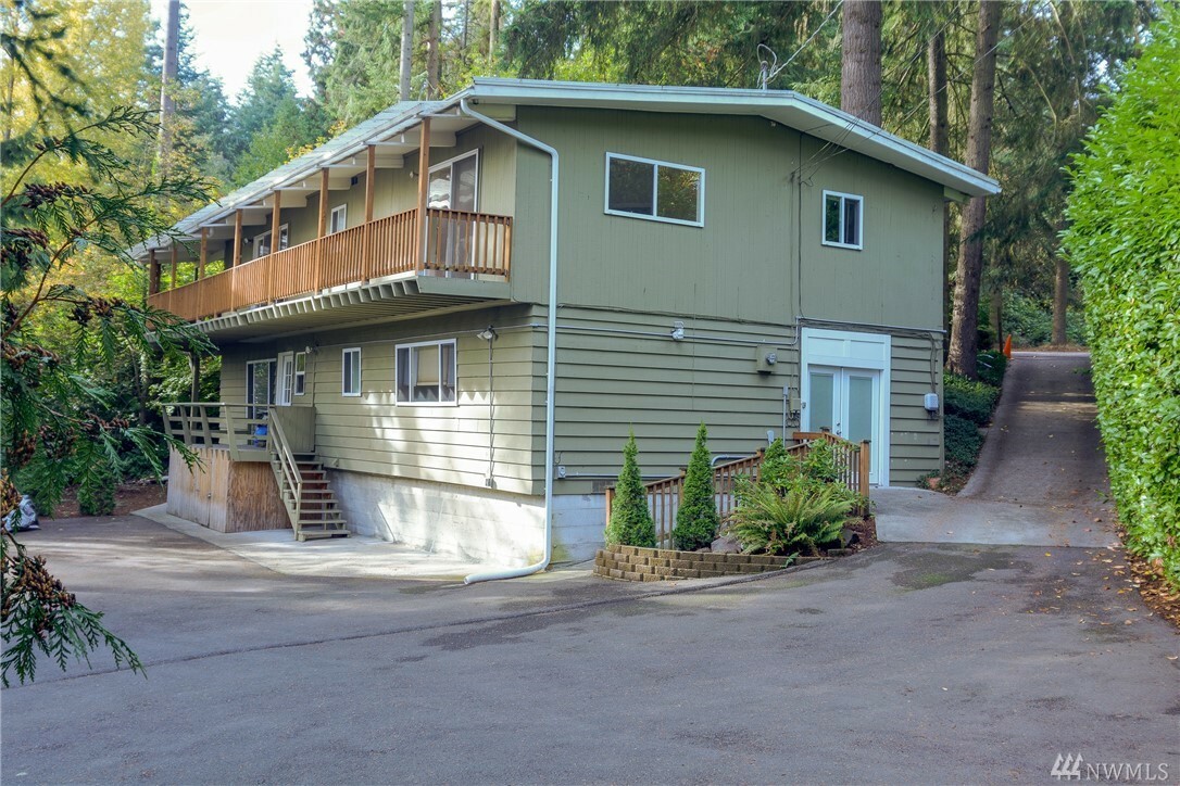 Property Photo:  19745 10th Ave NE  WA 98155 