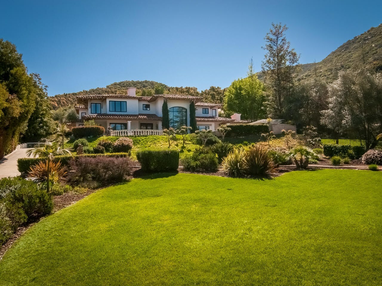 Property Photo:  9207 Cedar Trails Lane  CA 92082 