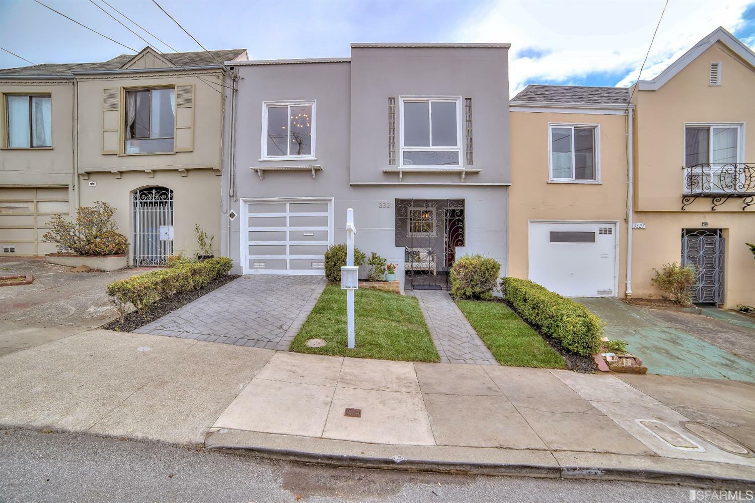 Property Photo:  3321 Moraga Street  CA 94122 