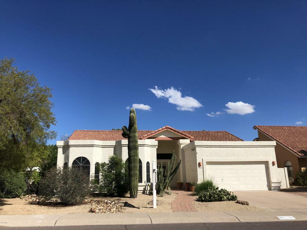 Property Photo:  13401 S 37th Place  AZ 85044 