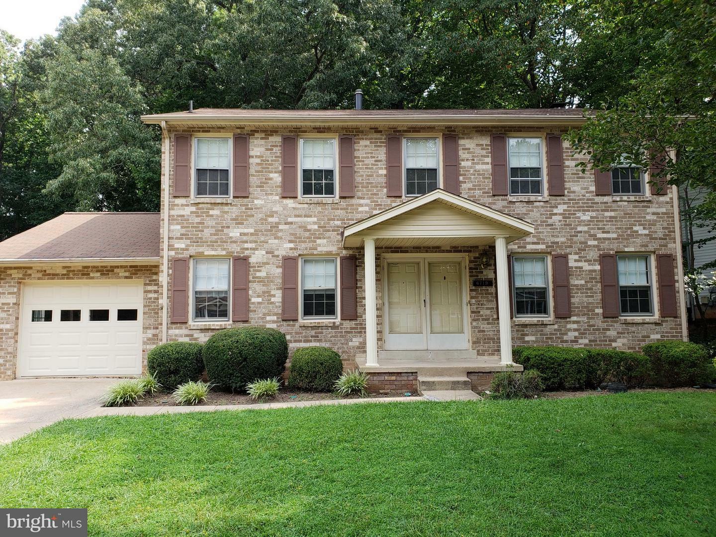 Property Photo:  6719 Stonecutter Drive  VA 22015 