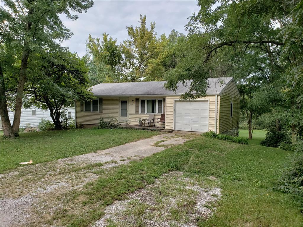 Property Photo:  2910 N 60th Street  KS 66104 