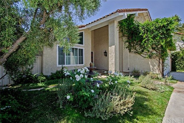 Property Photo:  23116 Blue Bird Drive  CA 91302 