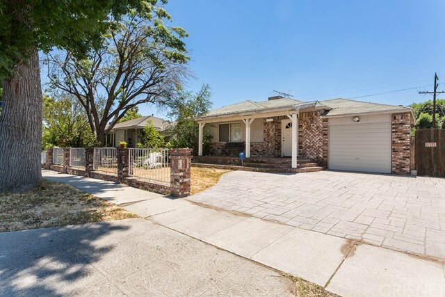 Property Photo:  17828 Hartland Street  CA 91335 