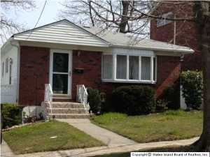 Property Photo:  73 Vincent Avenue  NY 10306 