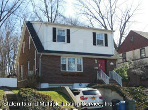 Property Photo:  80 Springhill Avenue  NY 10301 