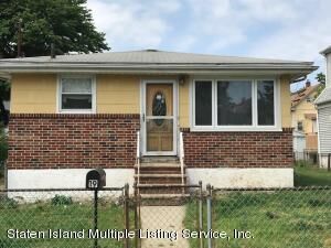 Property Photo: 19 Benjamin Place NY 10303