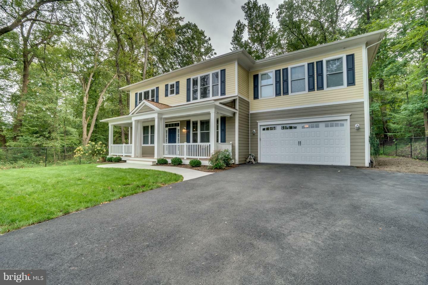 Property Photo:  4201 Elmwood Drive  VA 22310 