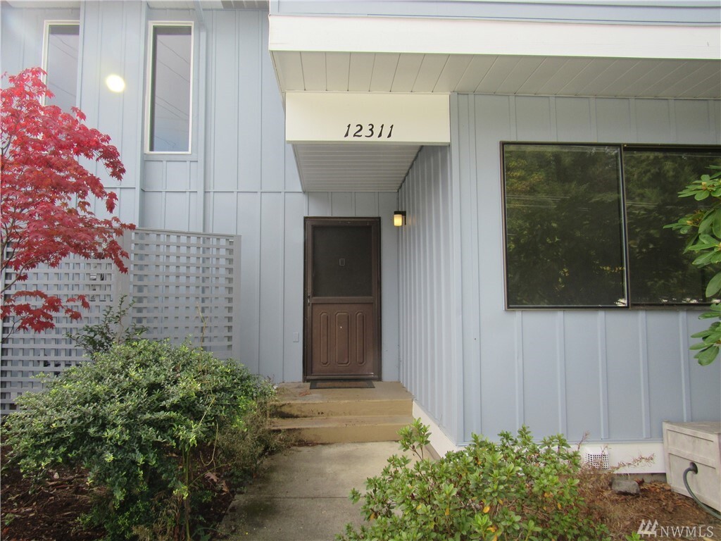 12311 NE 150th Court  Kirkland WA 98034 photo