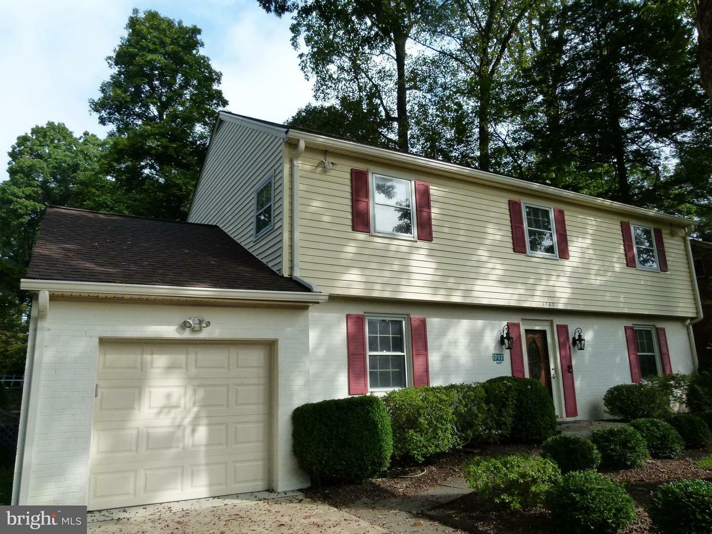 Property Photo:  1707 Myrtle Road  MD 20902 