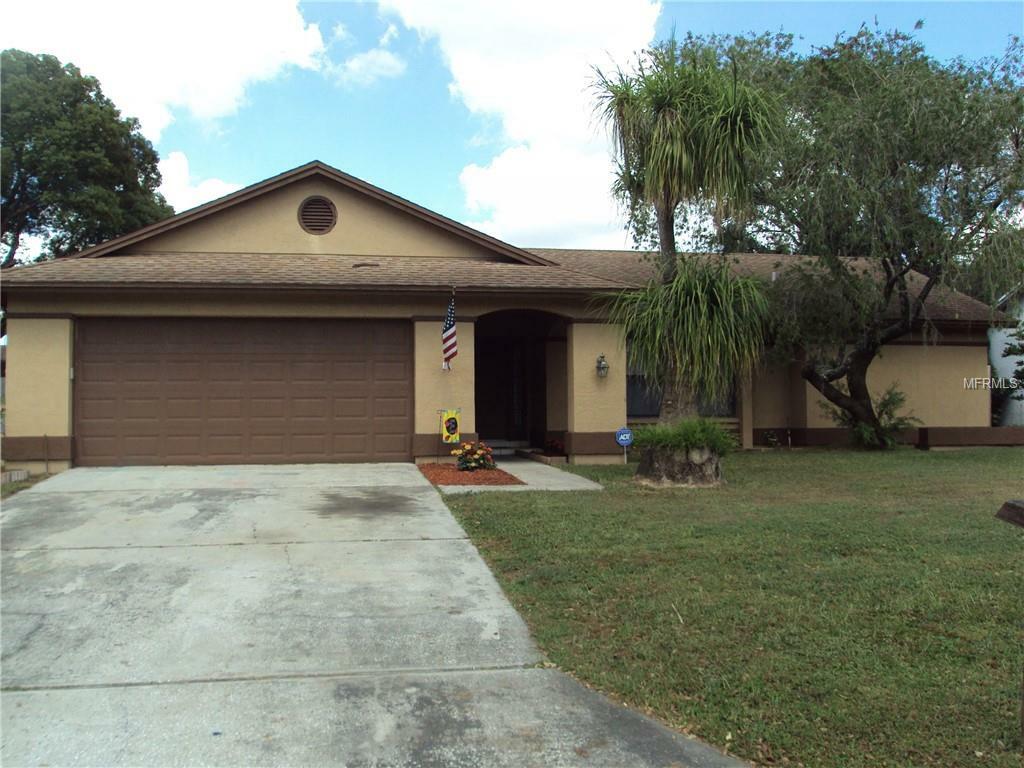 Property Photo:  2608 Bridle Drive  FL 33566 