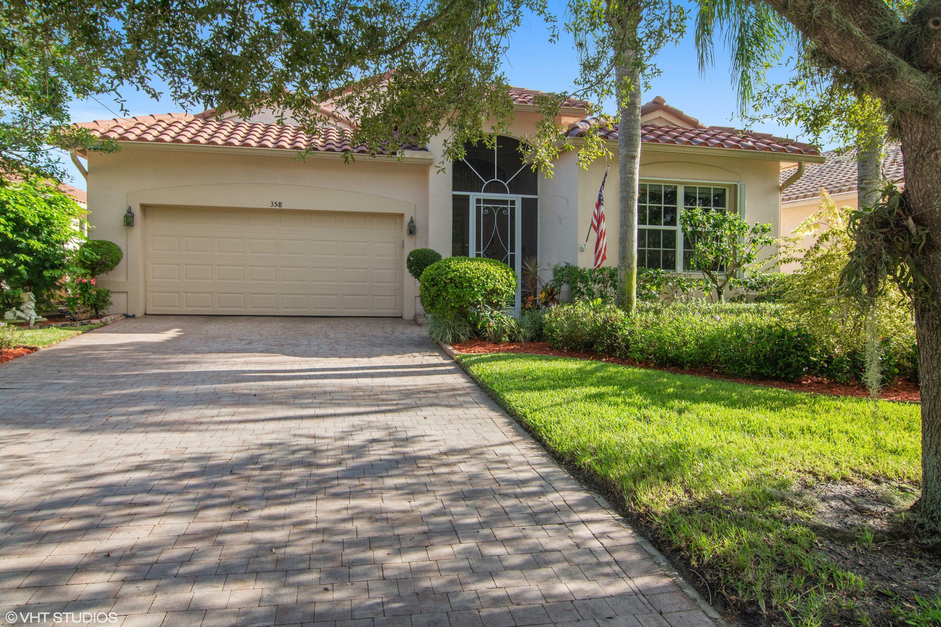 Property Photo:  358 Shoreline Circle  FL 34986 