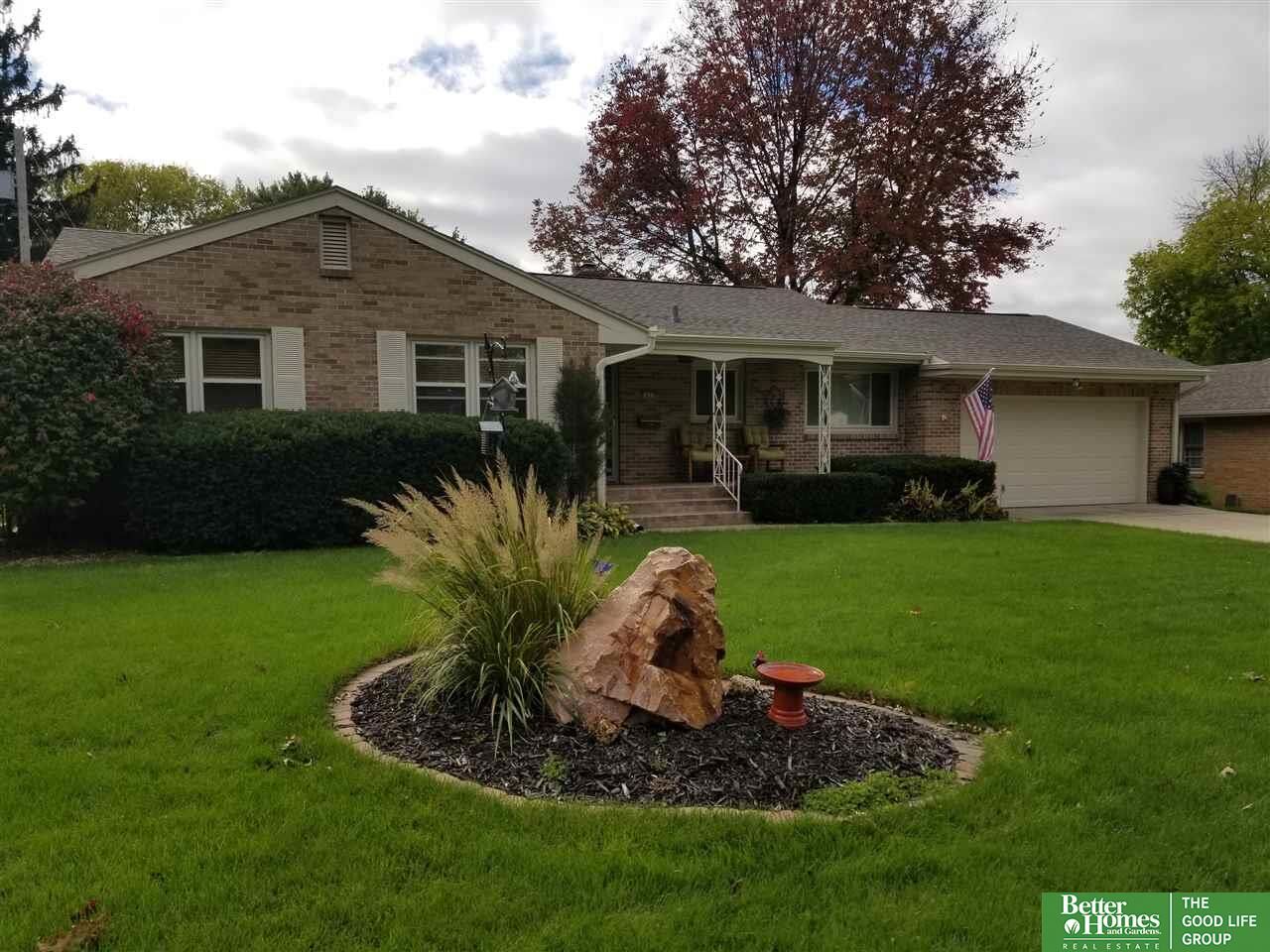 Property Photo:  7417 Page  NE 68114 